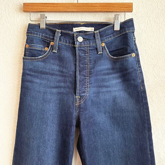Levi's Ribcage Straight Dark Wash - Picture 2 of 10